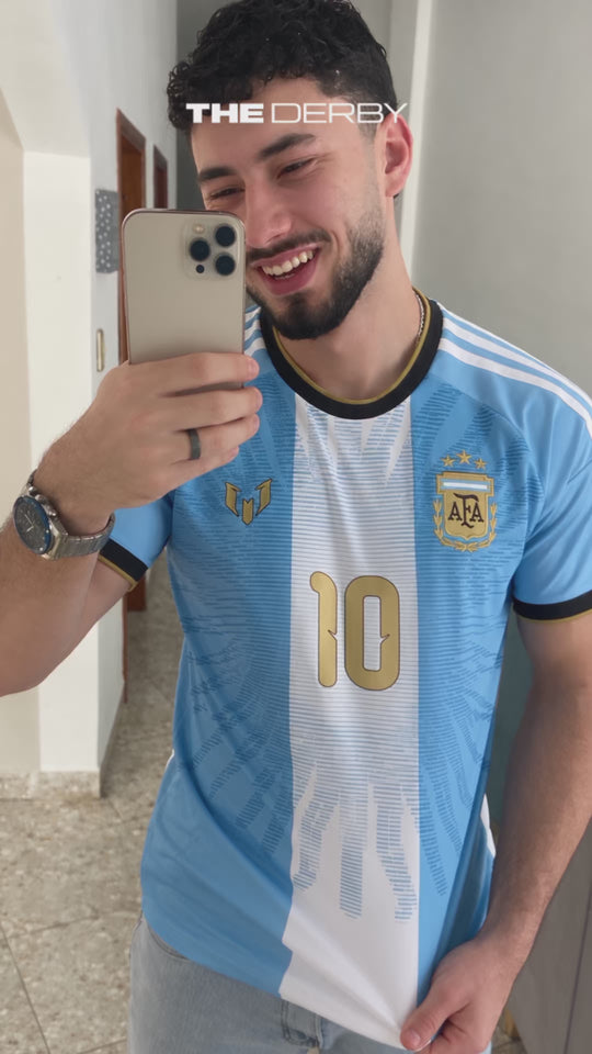 MATÍAS R.